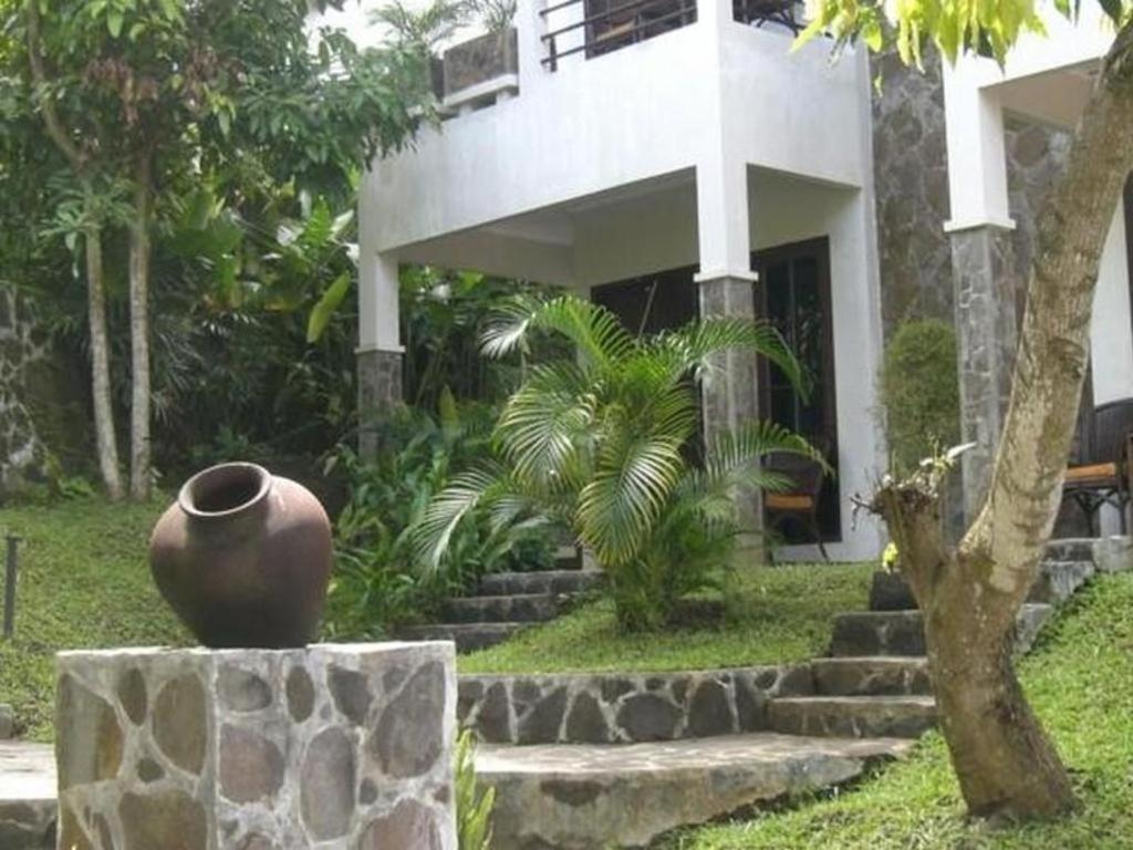 Hotel Minahasa